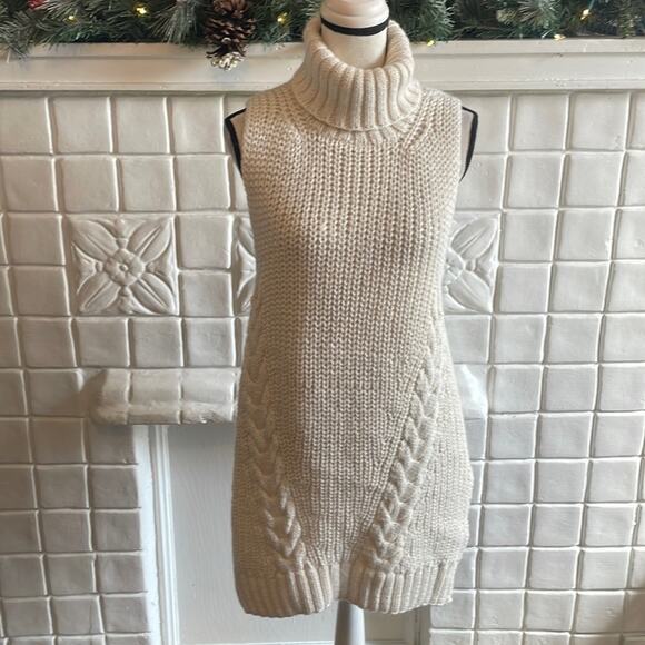 Eleven Six Sleeveless Cable Knit Turtleneck Sweater Sleeveless Retails $328 - Picture 2 of 7